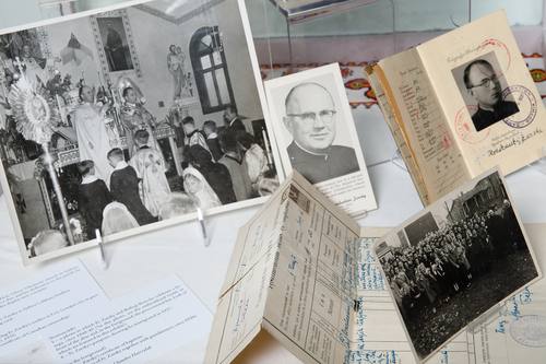 Father Zarsky served the Holy Ghost Ukrainian church in Sydney, NS from 1940 to 1971. For this, and his dedication to the parish, he is fondly remembered. This display unit contains:

(top left)

1 - a photo taken of Fr. Zarsky at Sydney’s Abbass Studios;

2 - Fr. Zarsky’s calling card;

(top right)

3 – a book certifying Fr. Zarsky’s studies in Lviv (a major city in present-day Ukraine), 1939;

4 – Fr. Zarsky’s certificate of Canadian citizenship;